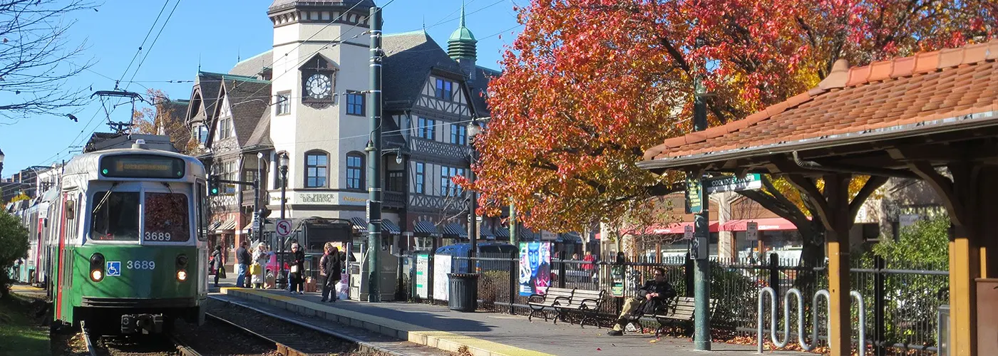 Brookline, MA