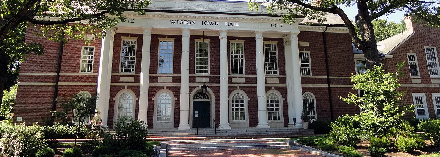 Weston, MA