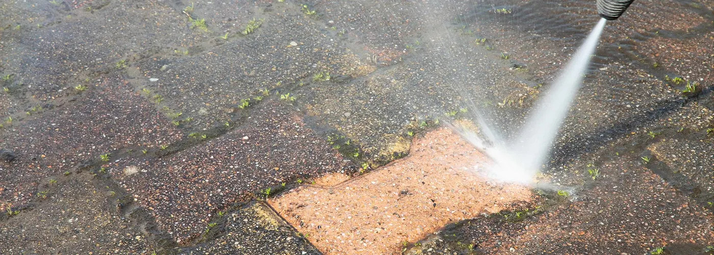Summer power washing in Watertown MA