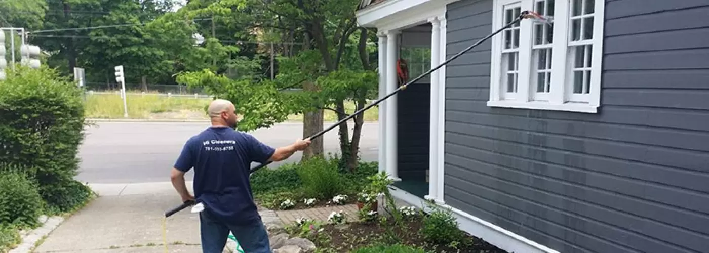 Washing Exterior Windows With a Water-fed Pole